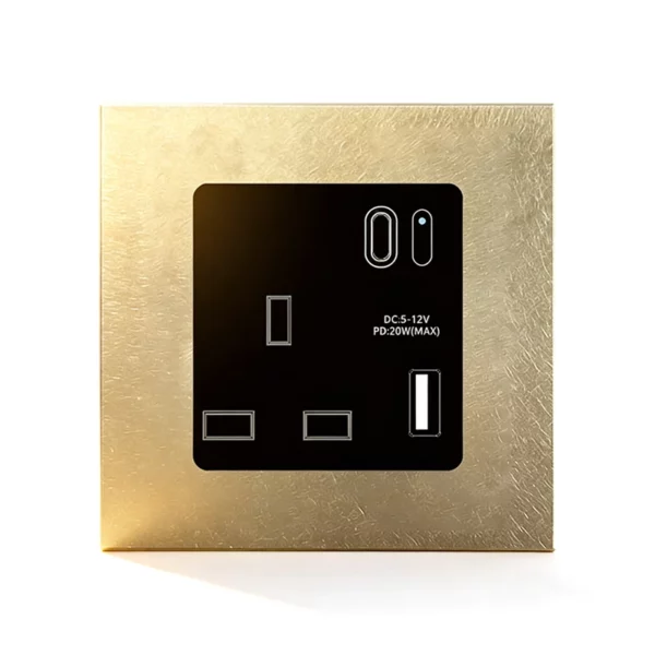 X18L Aluminum Smart 13A UK Socket USB Type C_